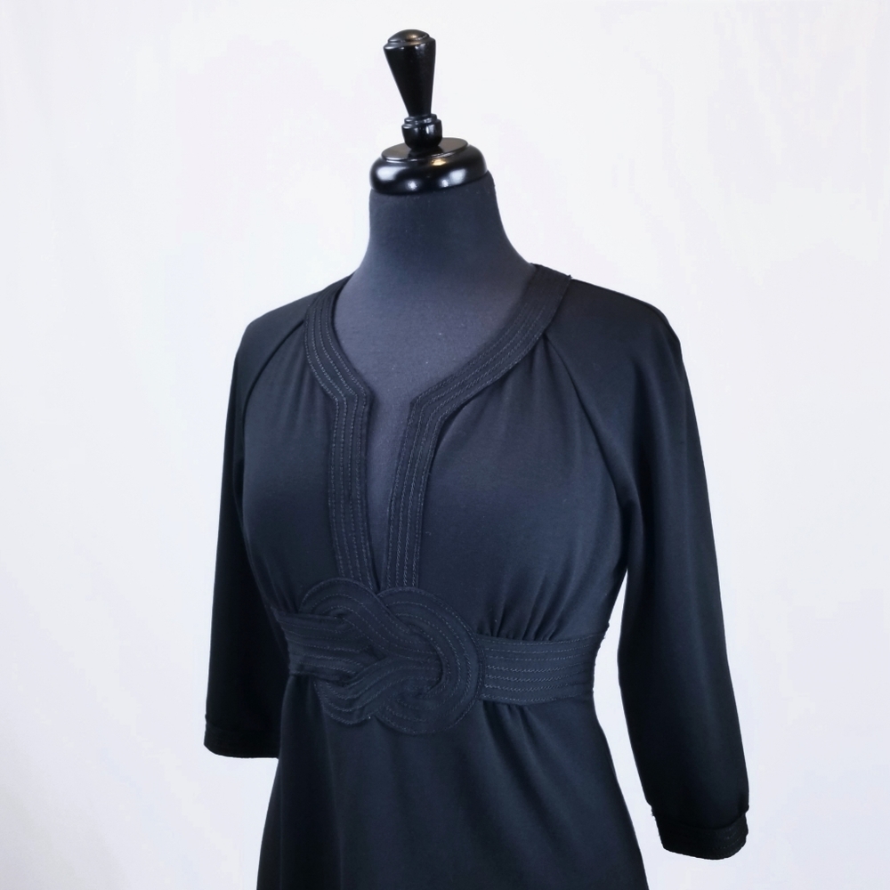 ❤️SOLD❤️Max studio low V cut mini black dress - Picture 4 of 8